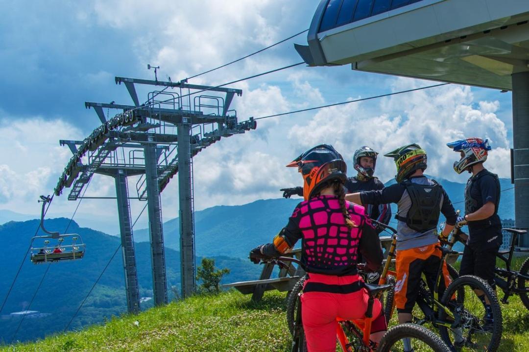 On Top Of The World At Sugar Top Resort Sugar Mountain Eksteriør billede